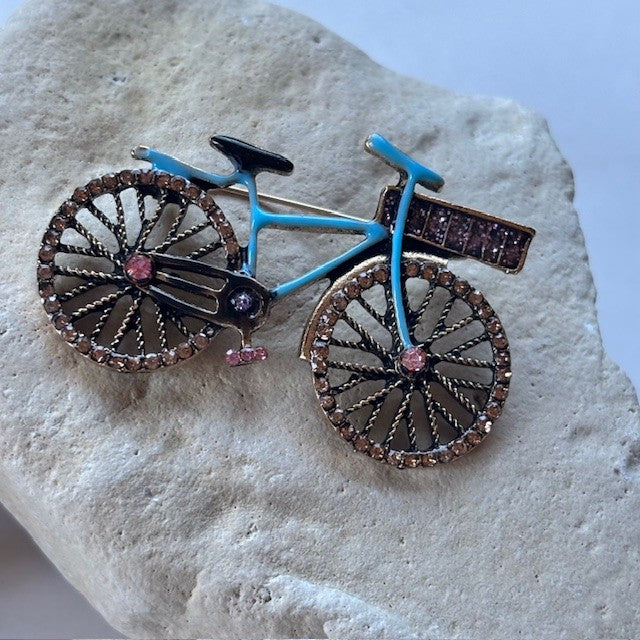 Broche: Fiets – Bronskleurig met Roze Strass Steentjes