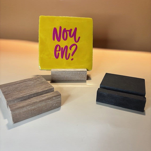 Houten tegeltjes houder: Naturel