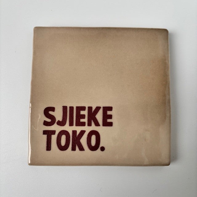 Tegel: Sjieke toko