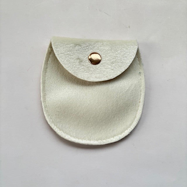 Suede sieradenzakje