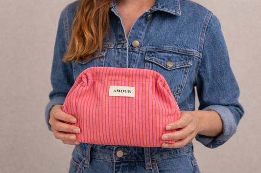 💗 Millau Clutch /toilettas
