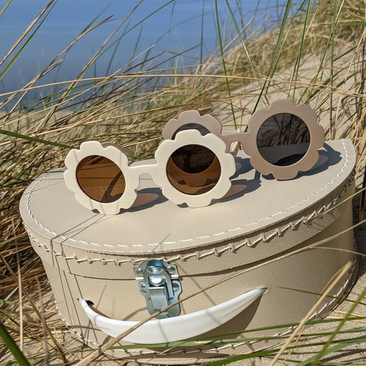 Koffertje uni zand