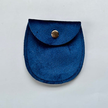 Suede sieradenzakje