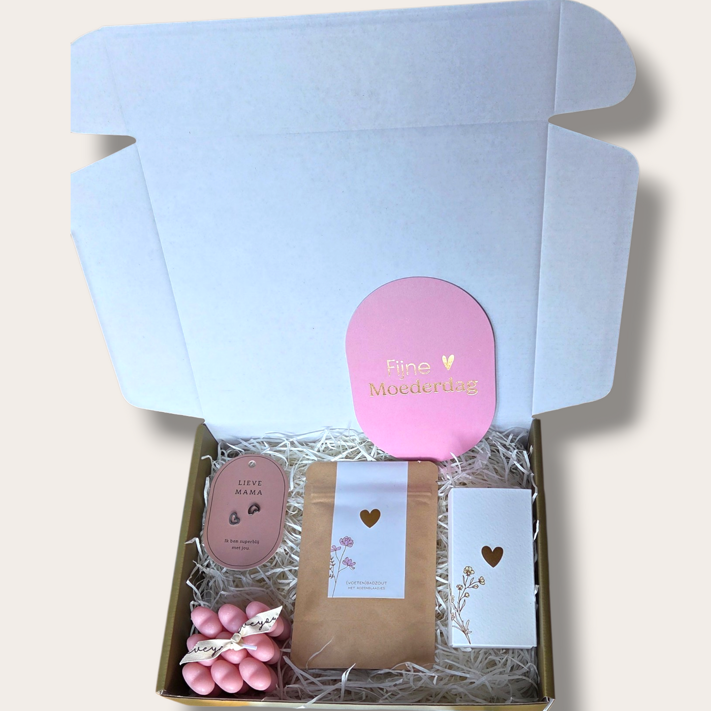 Voor de liefste moeder – Moederdag cadeaubox met zilveren oorbellen en verwenmoment