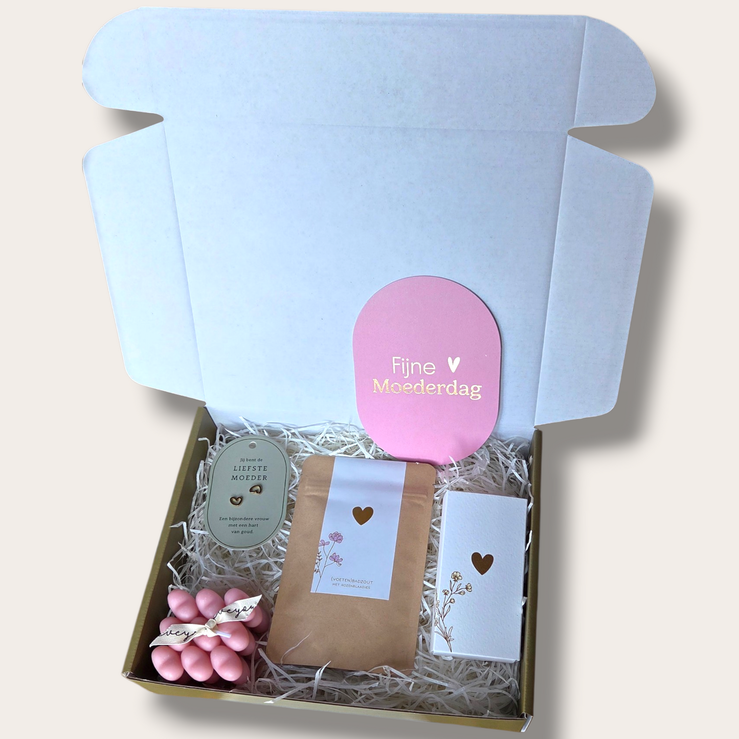 Mama met een hart van goud – Moederdag cadeaubox met sieraad