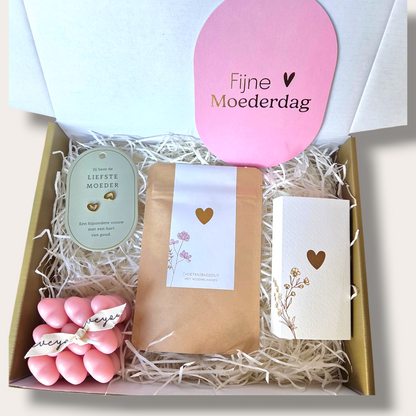 Mama met een hart van goud – Moederdag cadeaubox met sieraad
