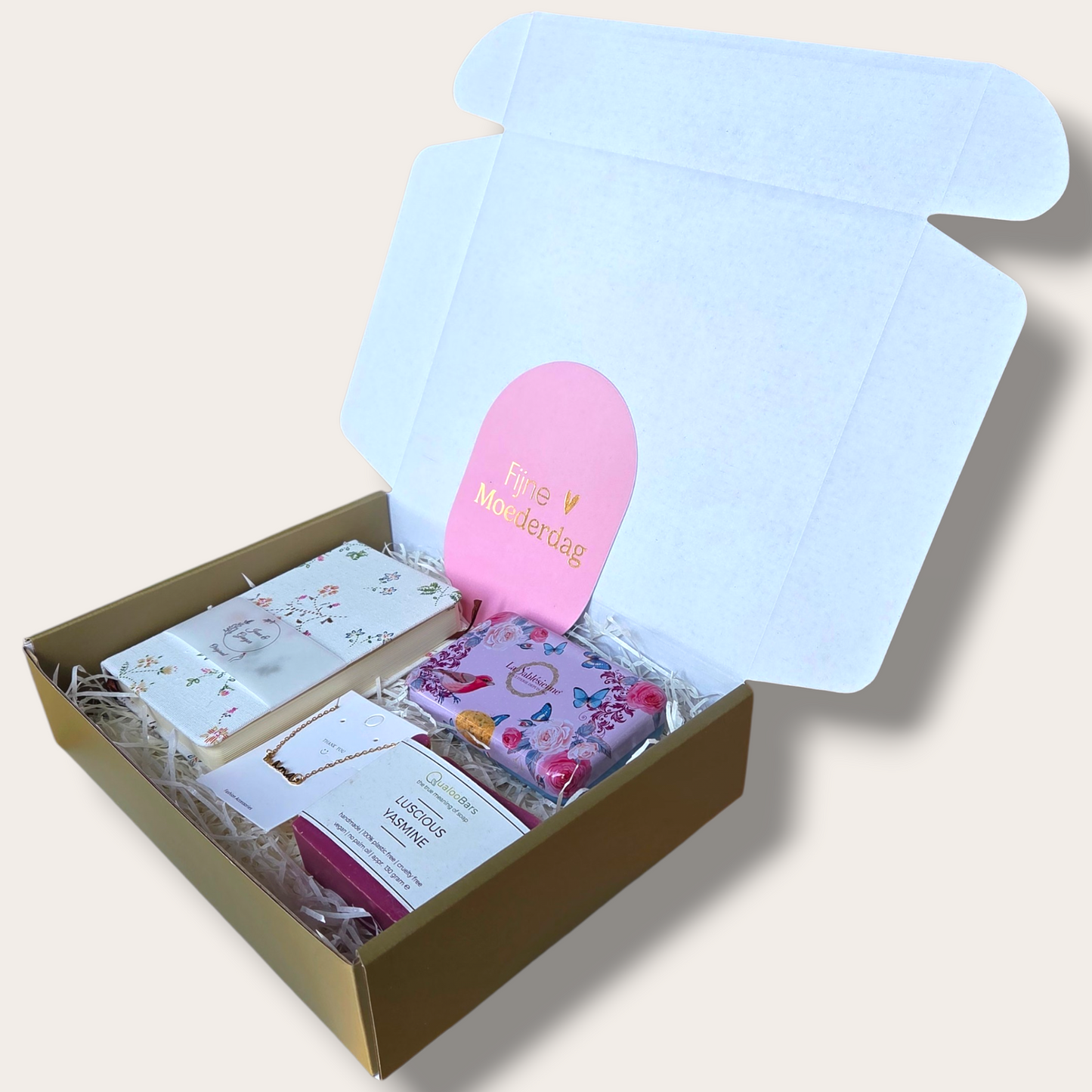 Moederdag luxe – Cadeaubox met mama ketting en verwenmoment