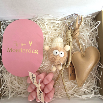 Mama’s geluk – Moederdag cadeaubox met bagcharm