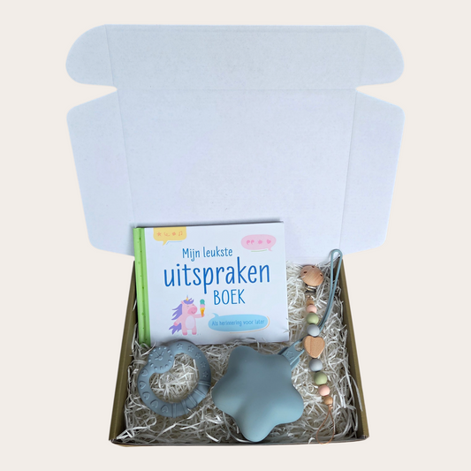 Eerste Woordjes & Momentjes – Baby Cadeaubox met Invulboek