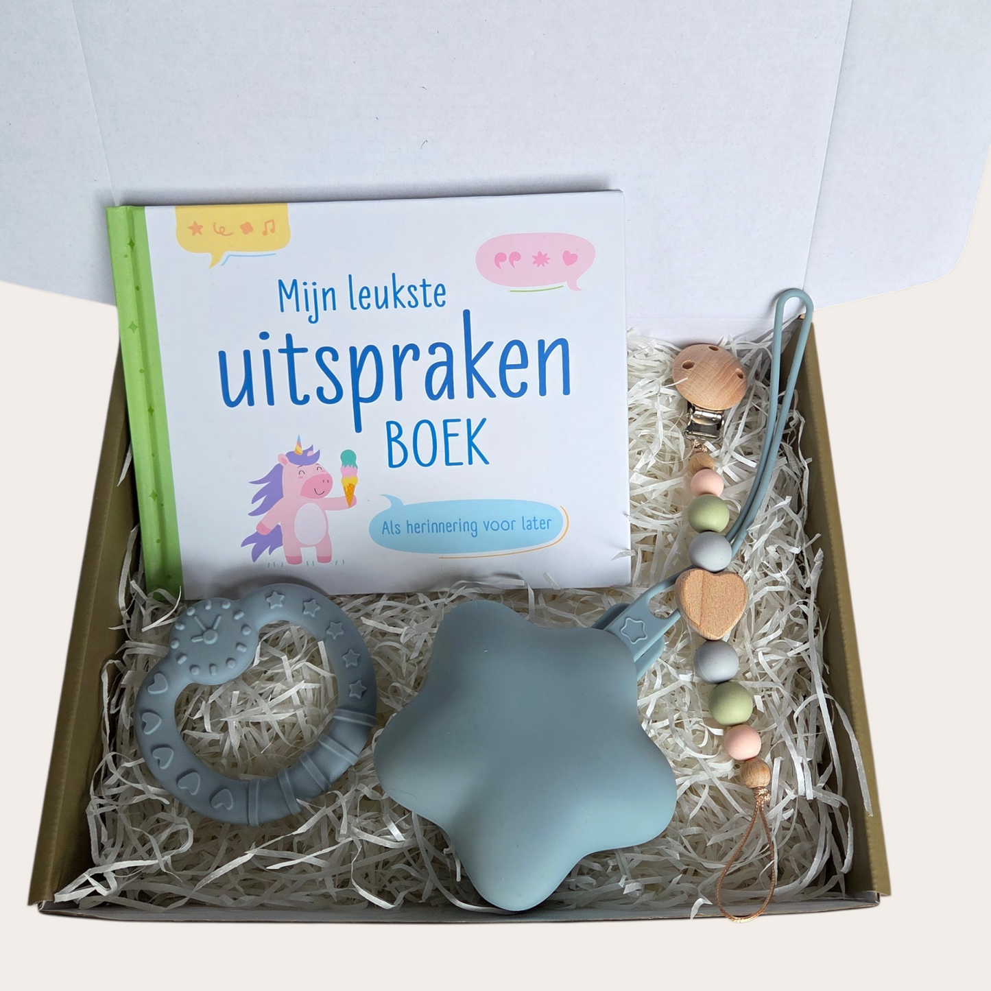 Eerste Woordjes & Momentjes – Baby Cadeaubox met Invulboek
