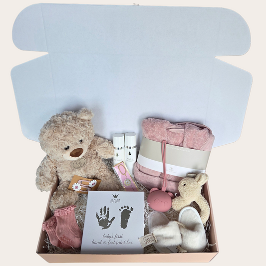 Roze Luxe & Liefde – Royale Baby Cadeaubox voor Meisjes