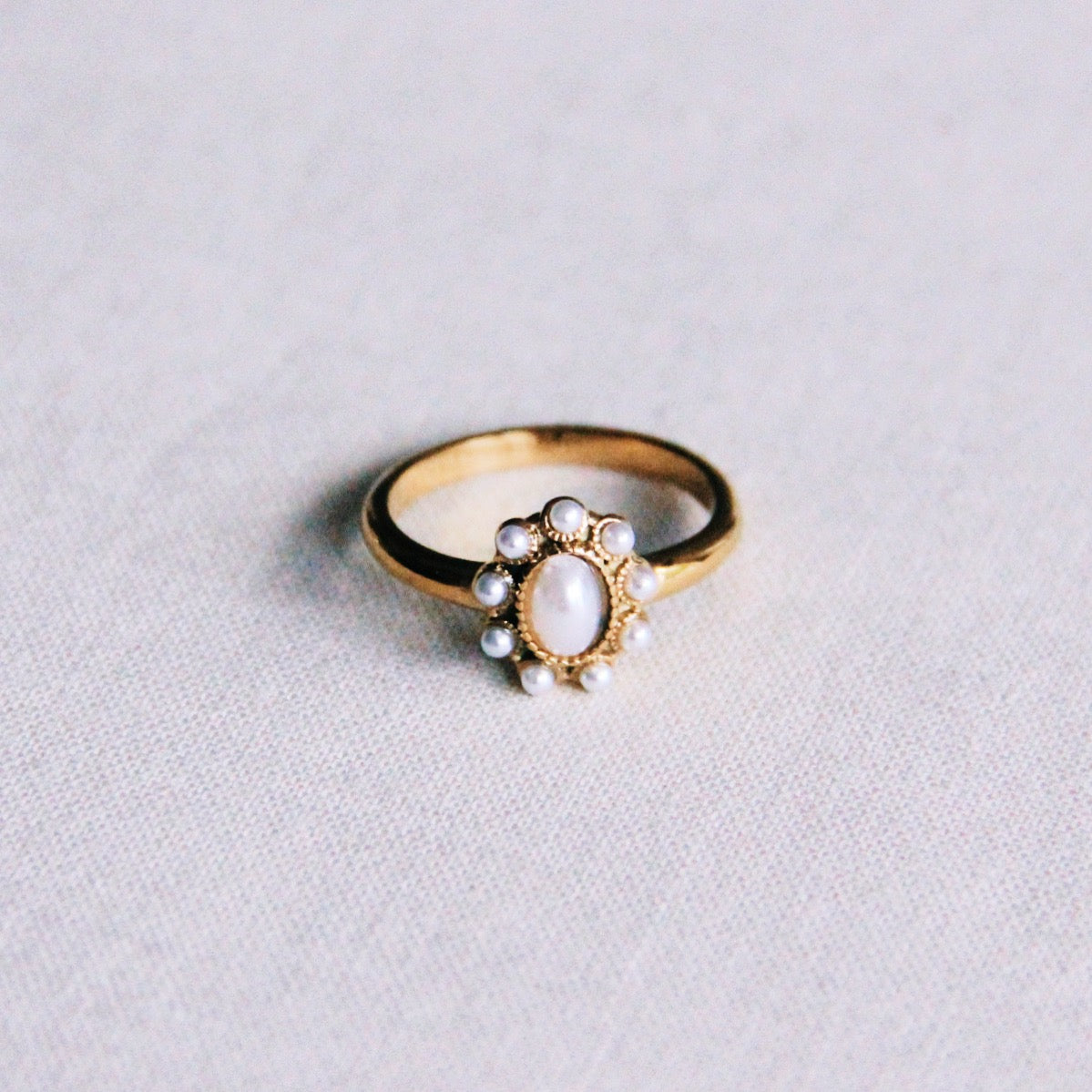 Vintage ring met parel steentjes