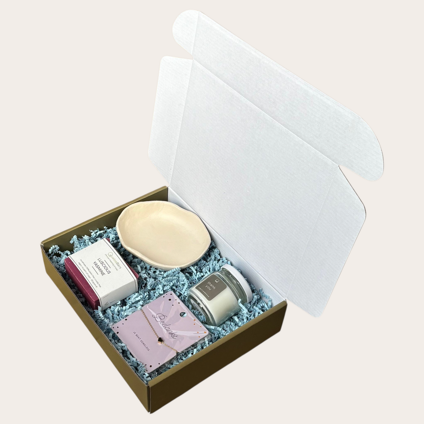 Lief Bedankt – Luxe Cadeaubox met Zeep, Goud Armbandje en kaarsje