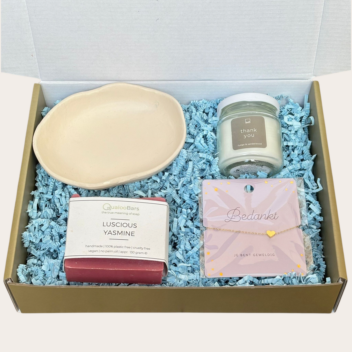 Lief Bedankt – Luxe Cadeaubox met Zeep, Goud Armbandje en kaarsje