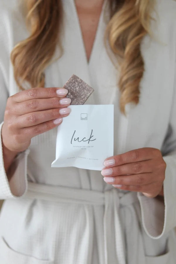 LEEFF Himalayan zout vanille zeep bar: Luck