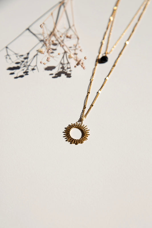 Ketting zon zwart -Happy together - Vinoos - Handgemaakt