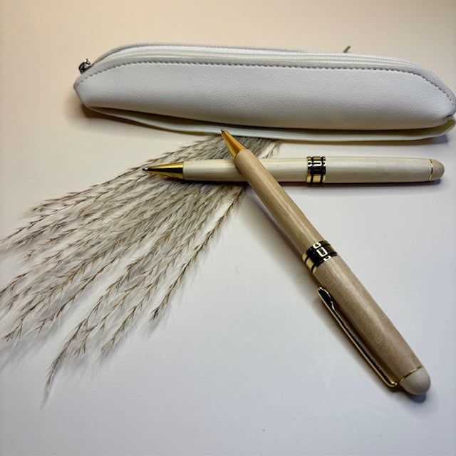 Pen naturel hout met goudaccent