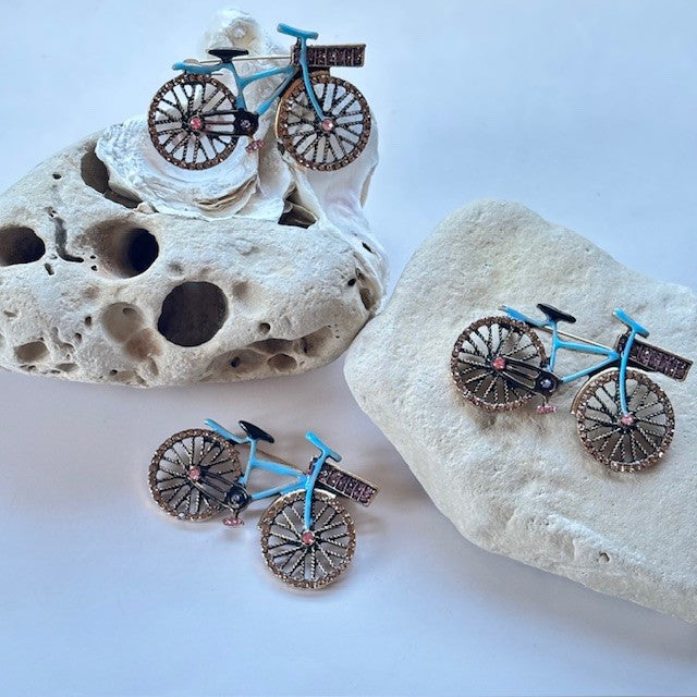 Broche: Fiets – Bronskleurig met Roze Strass Steentjes