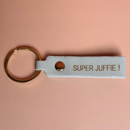 Sleutelhanger – Super Juffie! (3 Kleuren)