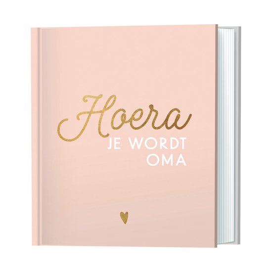 Boek: Hoera je word Oma