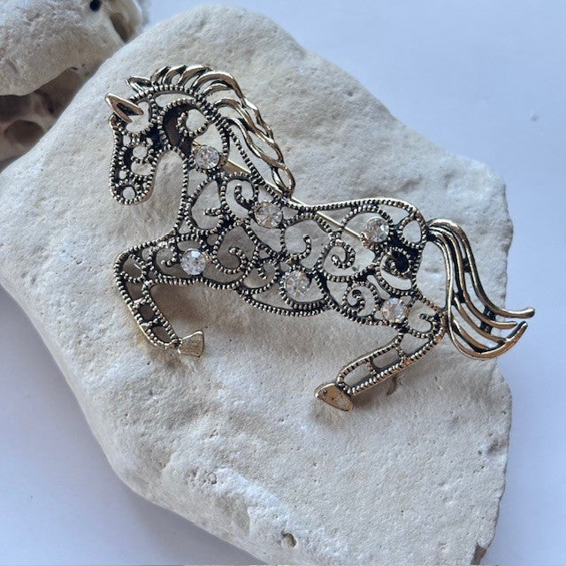 Broche: Paard opengewerkt brons