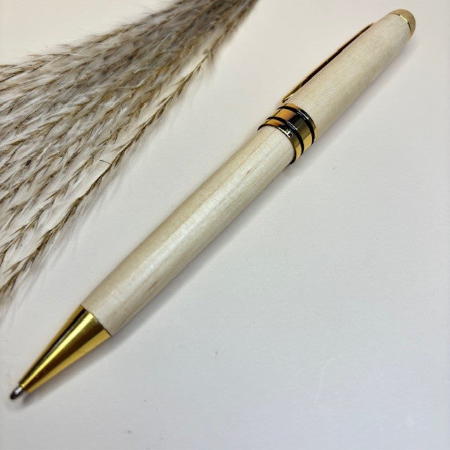 Pen naturel hout met goudaccent