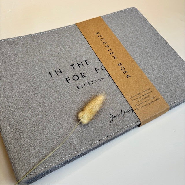 Receptenboek "In The Mood For Food"