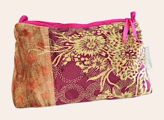 Velvet pouch Fuchsia