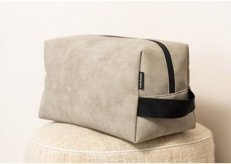 NORLÄNDER Nubuck Toilettas Taupe