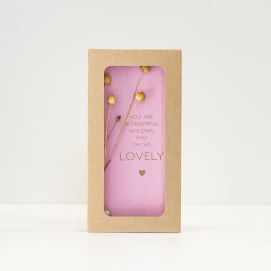Little box droogbloemen: "You are wonderful amazing and oh so lovely"