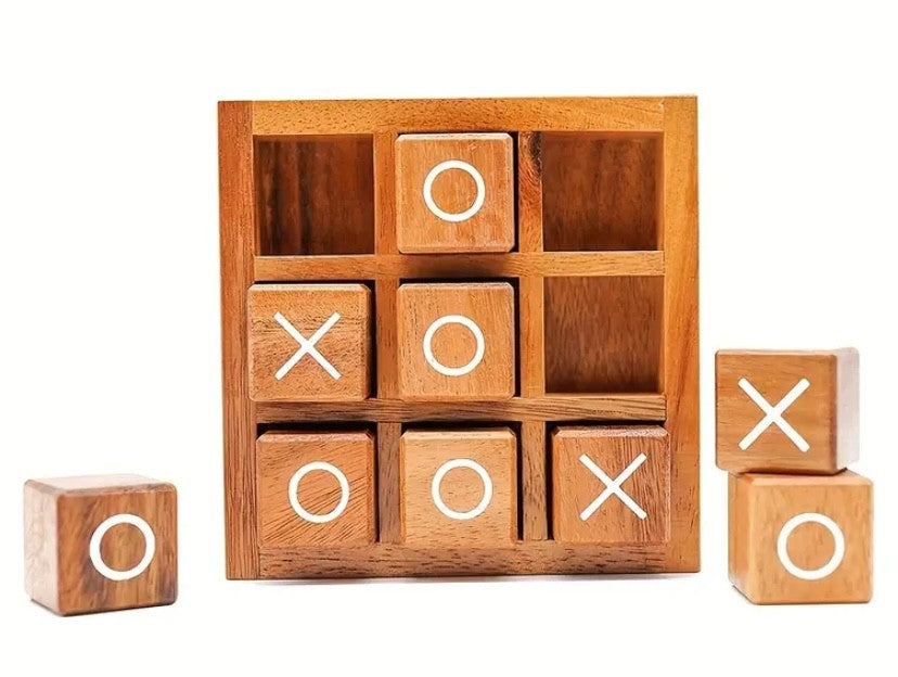 Spel: Houten Tik, Tak, Tor.