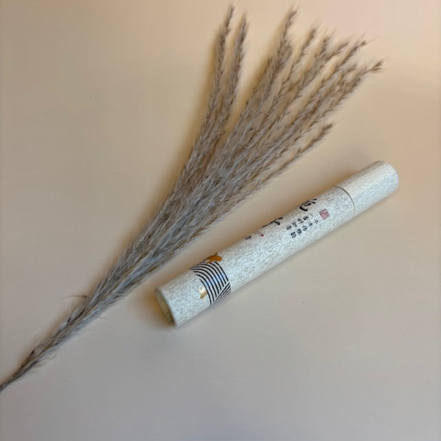 Wierook "kleine" stokjes geleverd in buisje